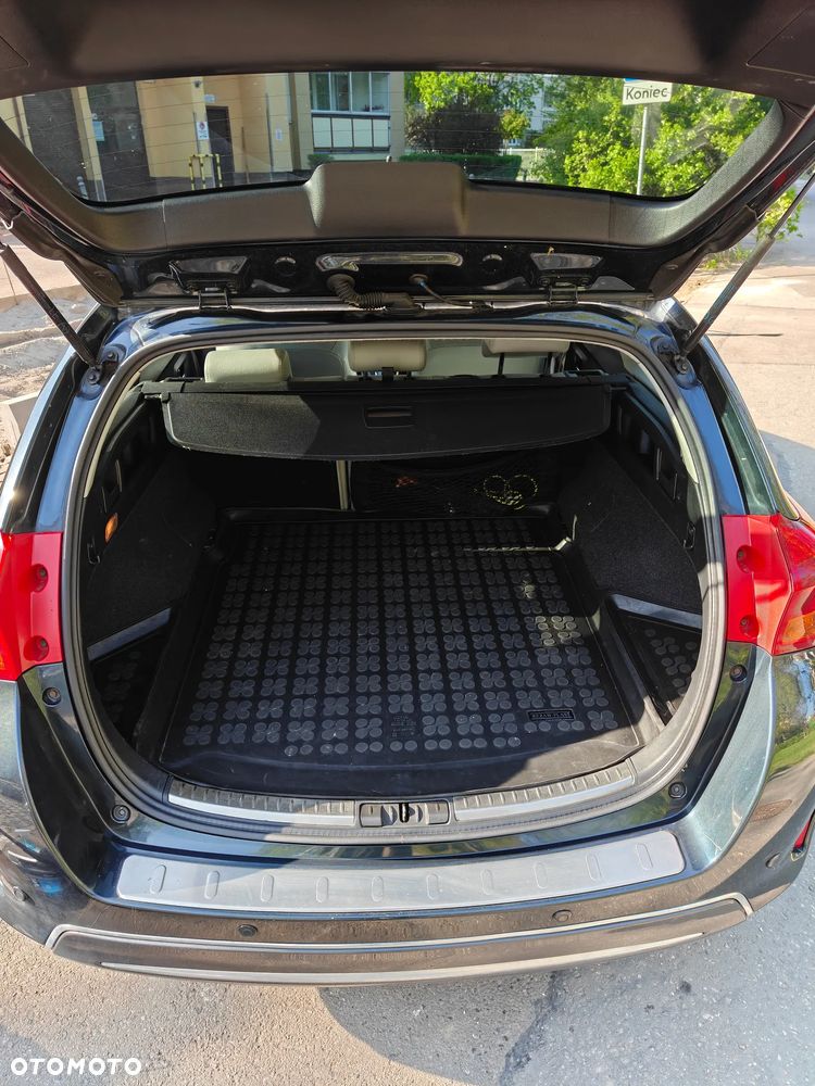 Toyota Auris - 13