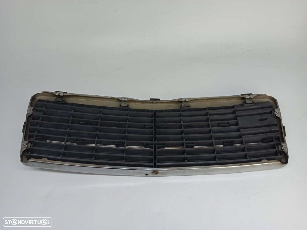 GRELHA DA FRENTE MERCEDES CLASE C (W202) BERLINA 180 (202.018) - 11