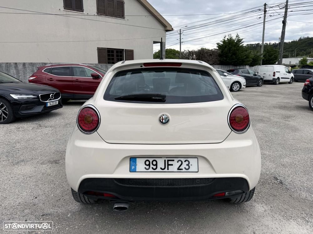 Alfa Romeo MiTo 1.3 JTD Distinctive - 7