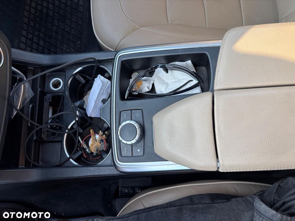 Mercedes-Benz ML 350 BlueTEC 4-Matic - 18