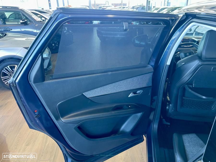 Peugeot 5008 1.2 PureTech Allure - 31
