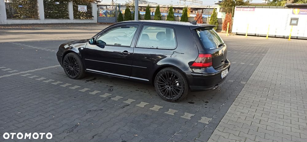 Volkswagen Golf IV 2.8 V6 4Mot - 3