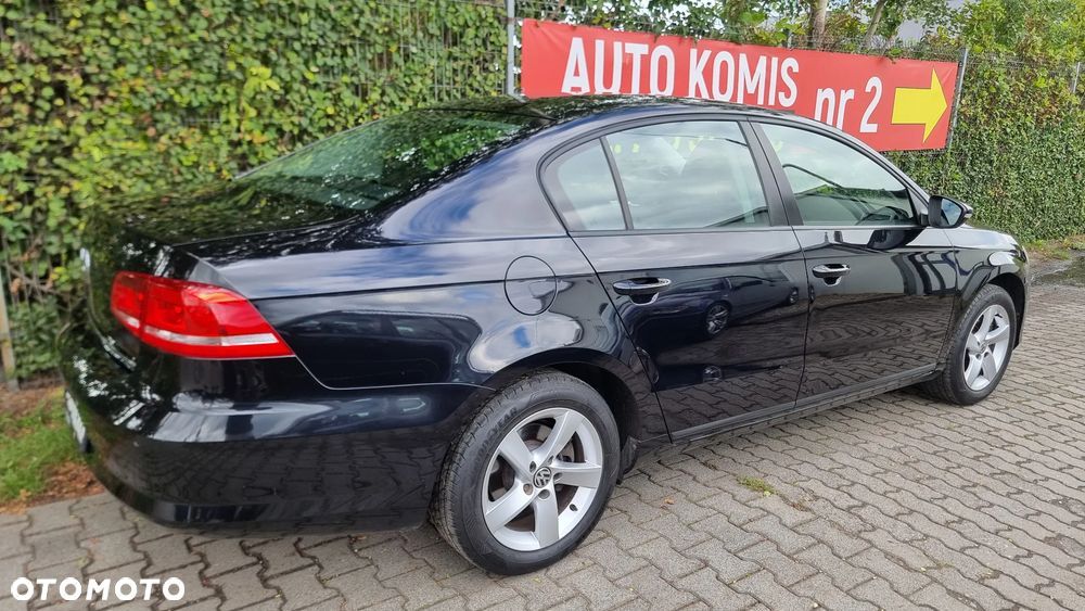 Volkswagen Passat - 24