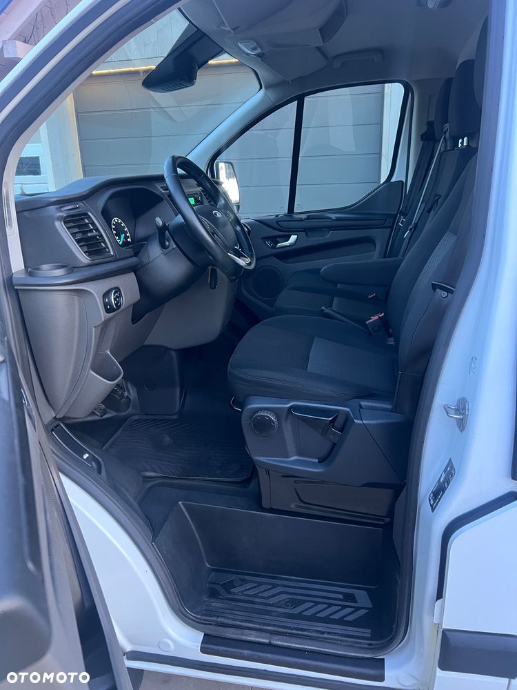 Ford Transit Custom - 10