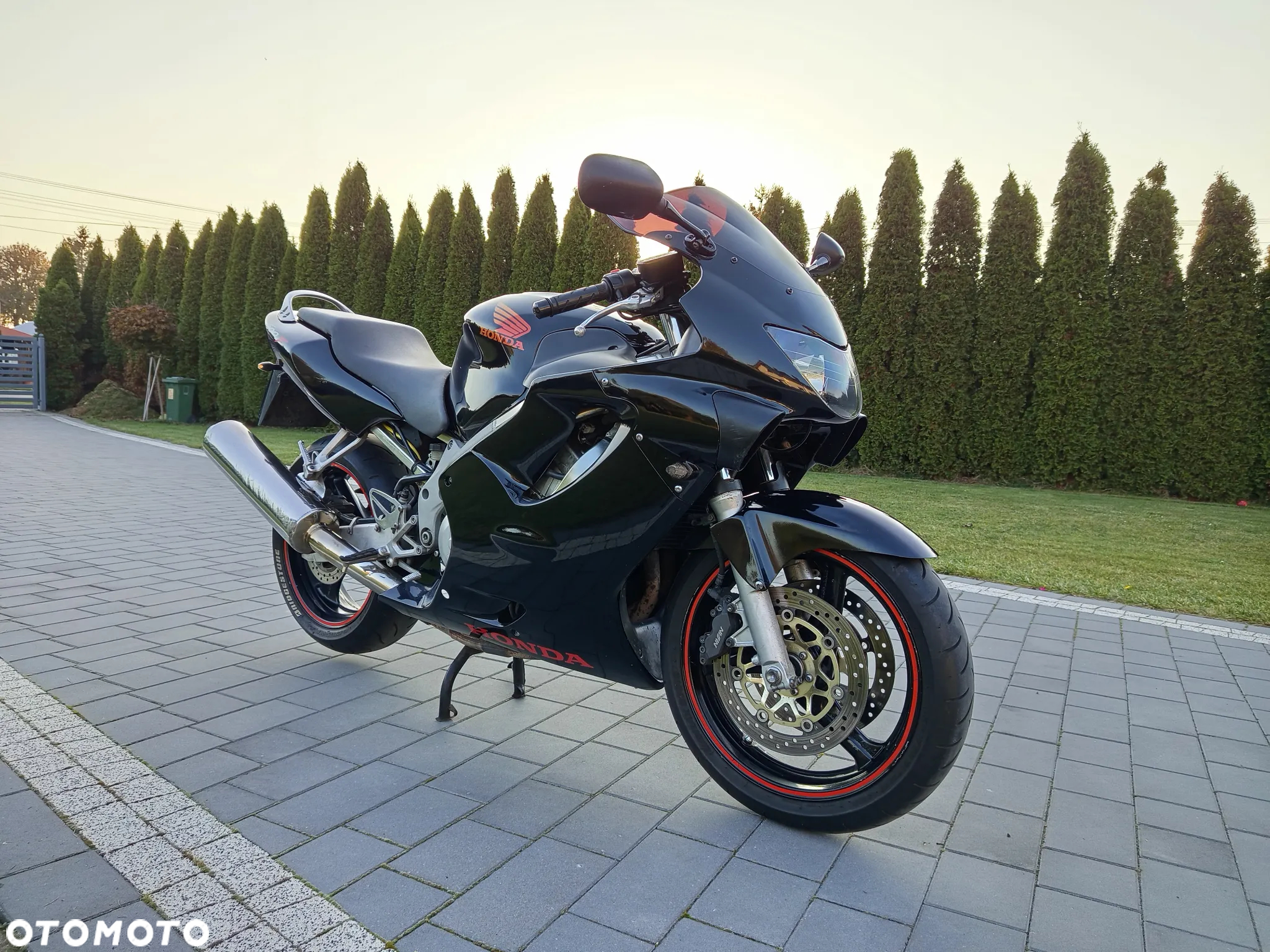 Honda CBR - 6