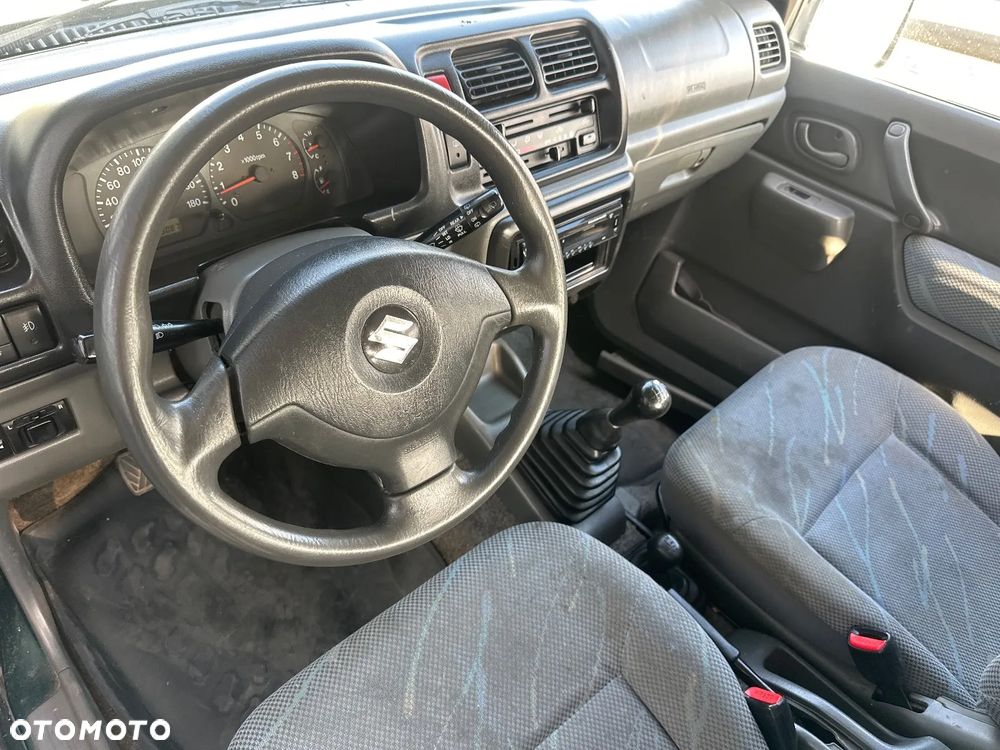 Suzuki Jimny 1.3 - 12