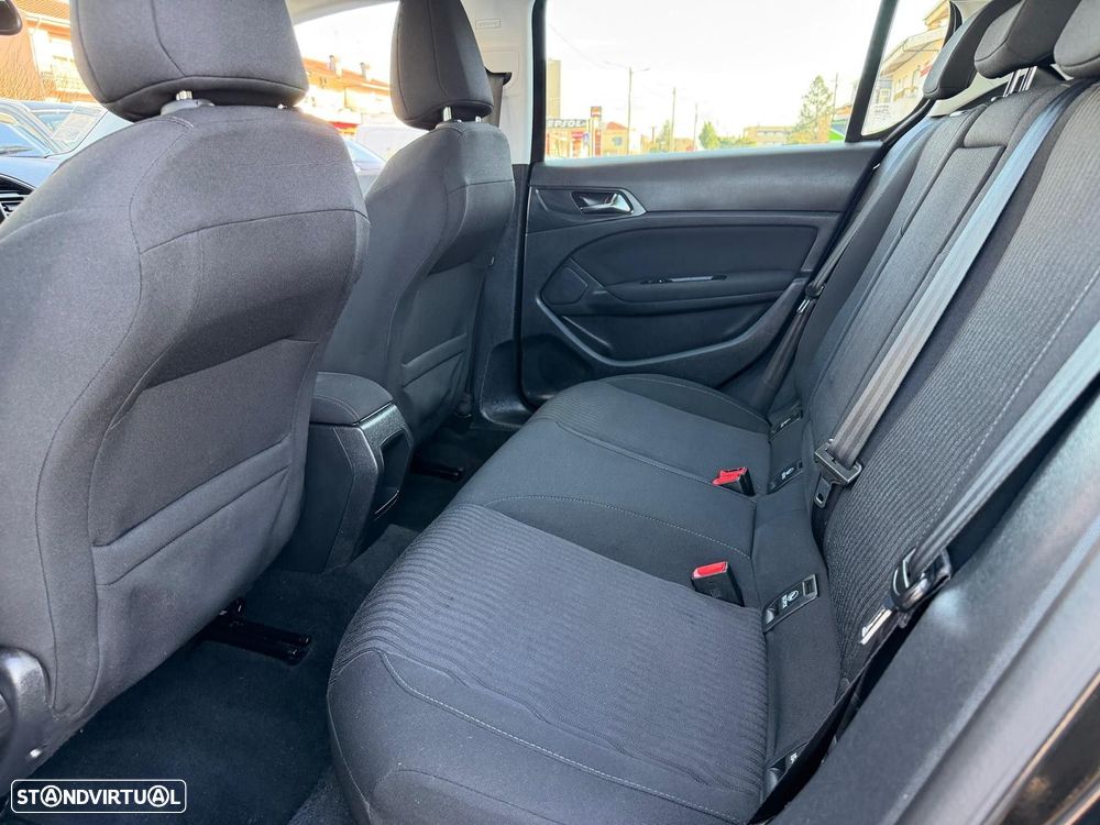 Peugeot 308 1.6 e-HDi Active - 10