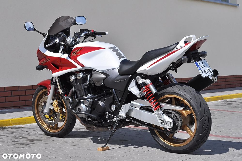 Honda CB - 2