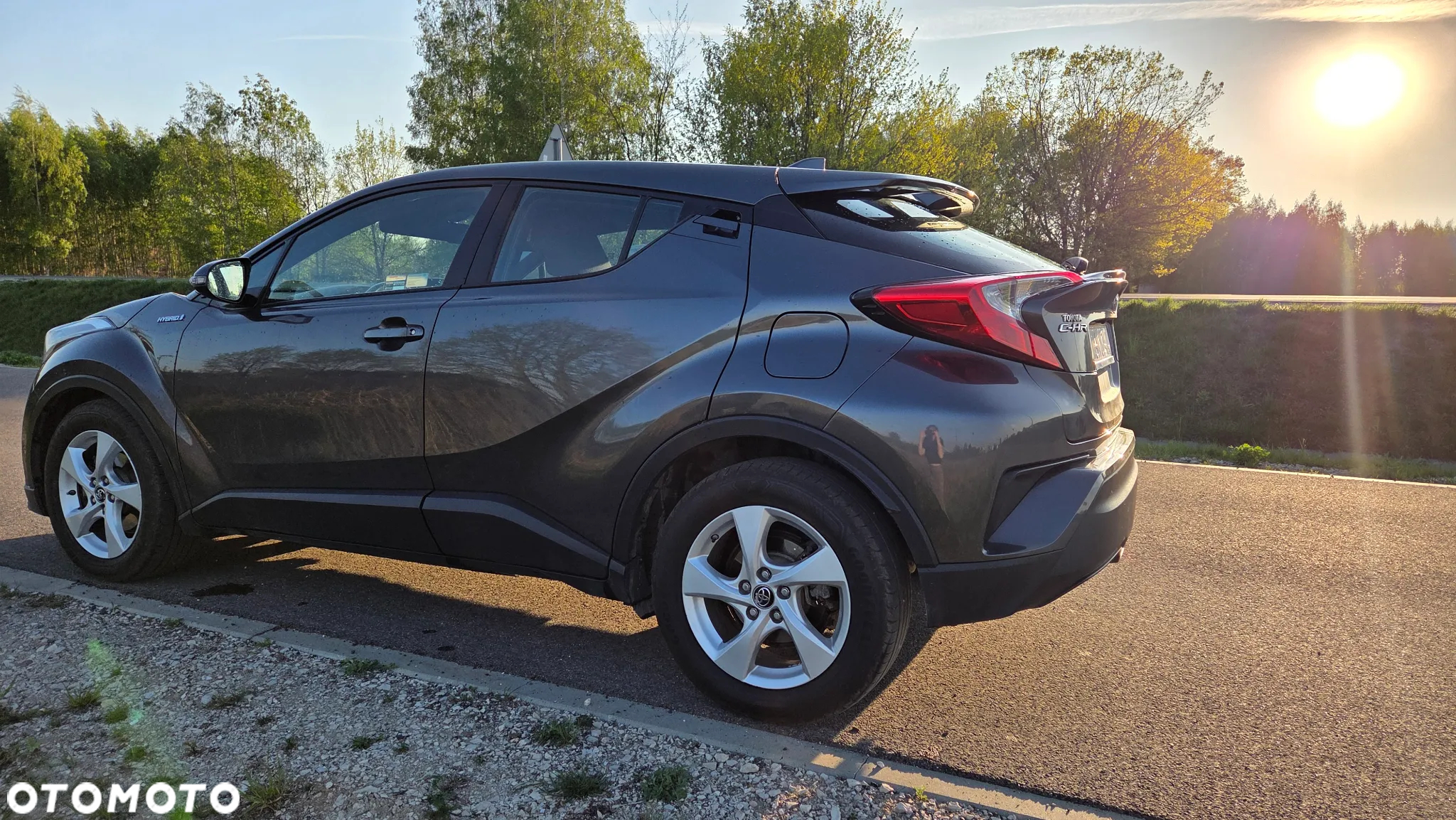 Toyota C-HR - 16