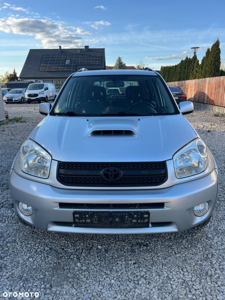 Toyota RAV4 D-4D 4x4 - 4