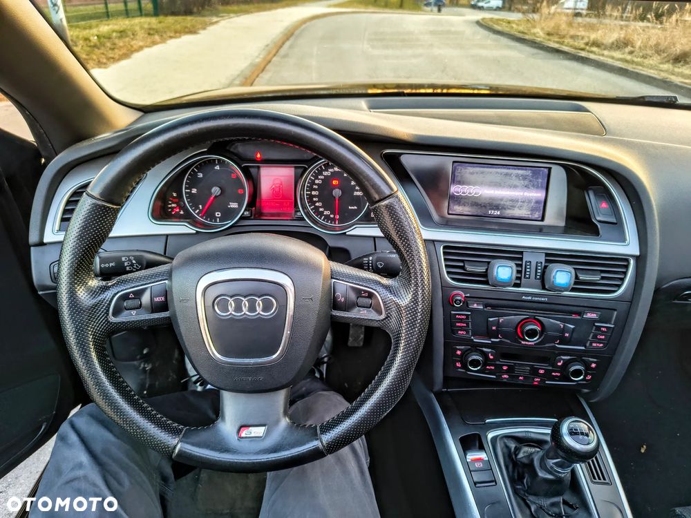 Audi A5 Cabrio - 14