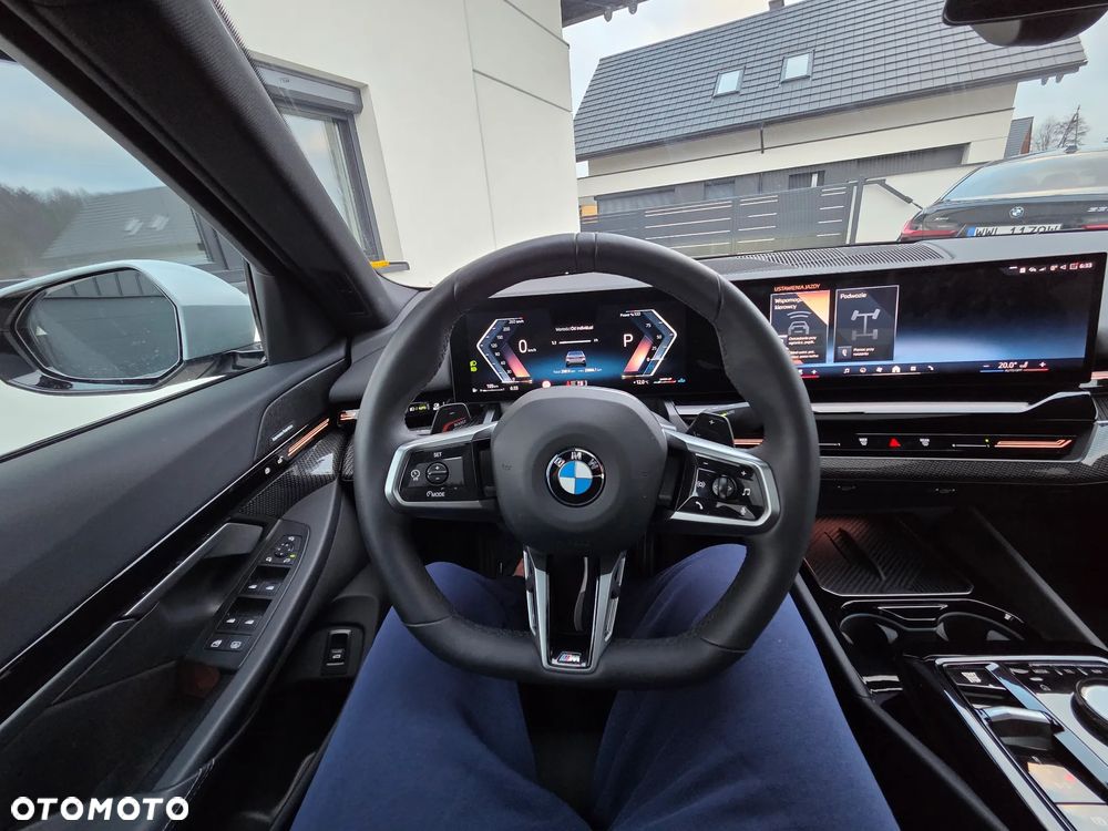 BMW Seria 5 520d xDrive mHEV M Sport - 40