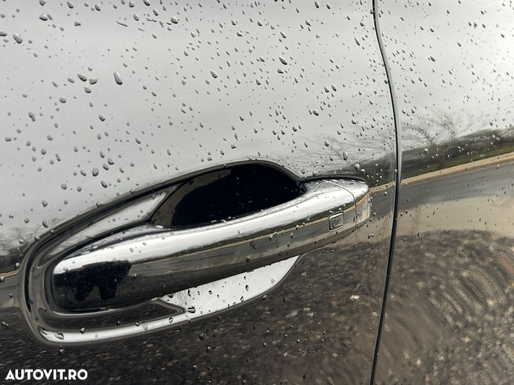 Renault Arkana E-TECH 145 Evolution - 18