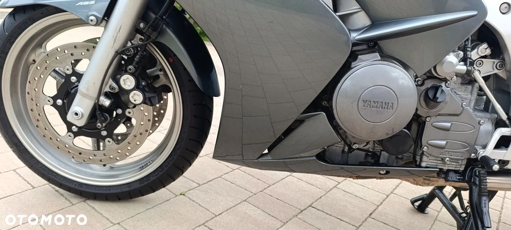 Yamaha FJR - 38