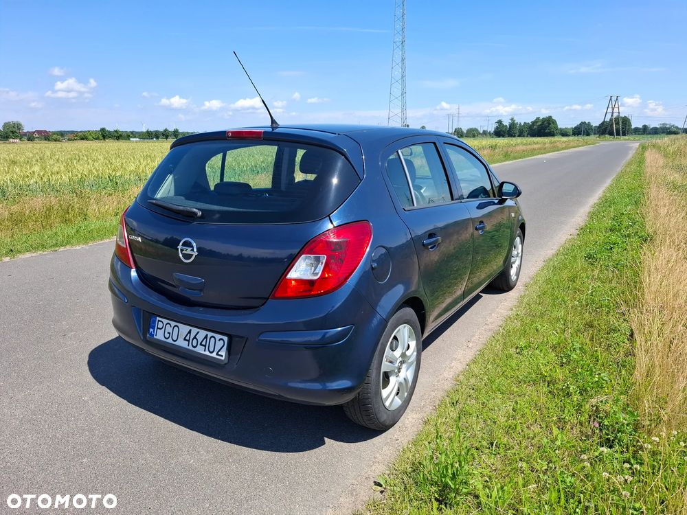 Opel Corsa 1.2 16V Enjoy - 4