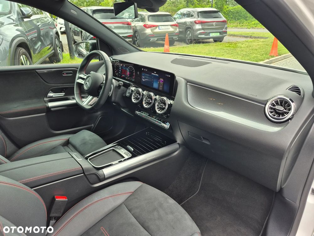 Mercedes-Benz Klasa B 200 AMG Line 7G-DCT - 27