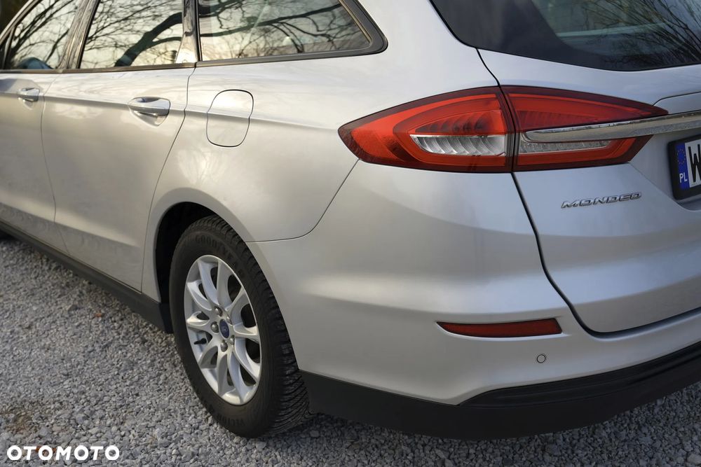 Ford Mondeo 2.0 TDCi Trend - 13