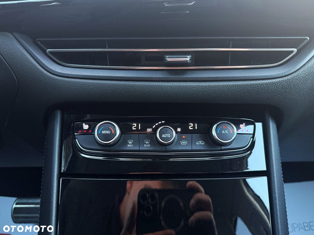 Opel Grandland 1.2 T GS Line S&S - 26