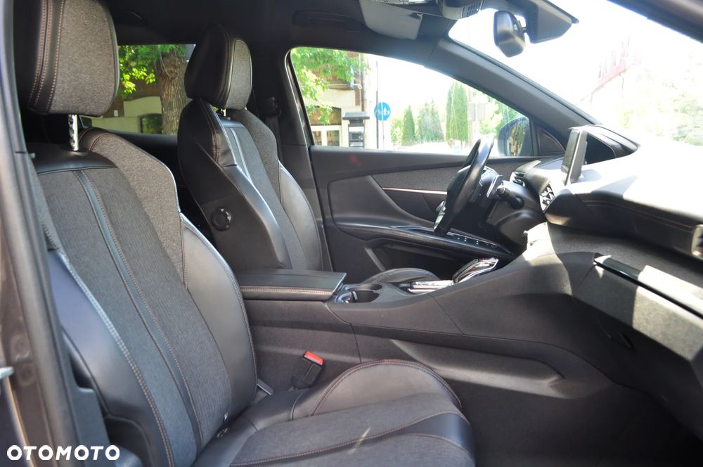 Peugeot 3008 1.6 BlueHDi Allure S&S EAT6 - 8