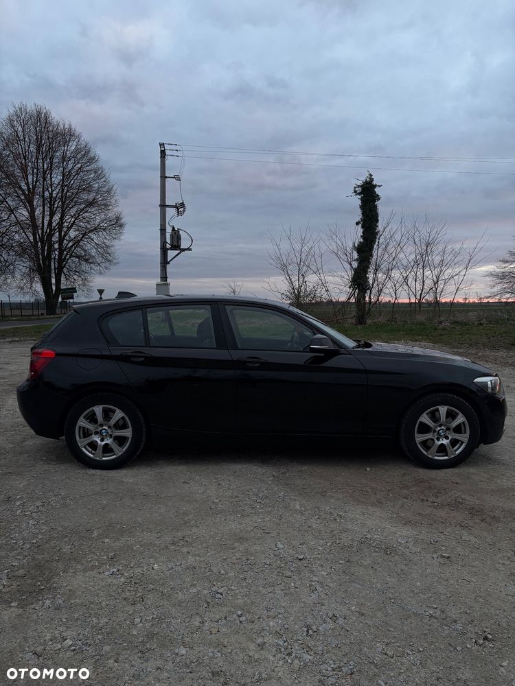 BMW Seria 1 120d - 6