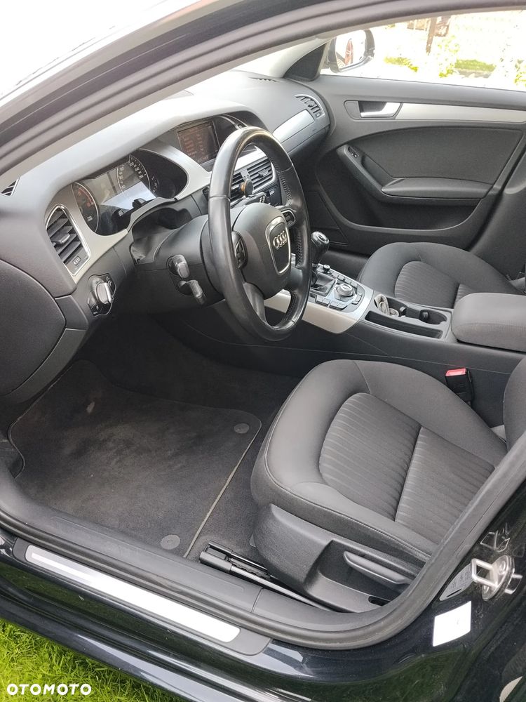 Audi A4 Avant 2.0 TDI DPF Ambition - 7