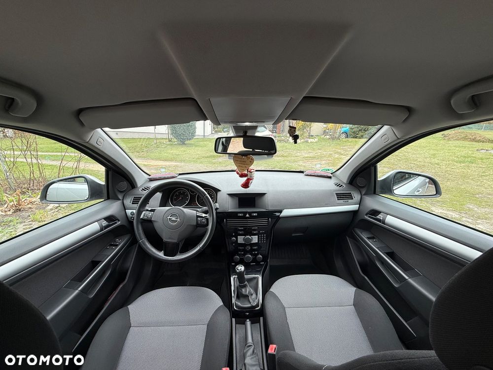 Opel Astra 1.7 CDTI ecoFLEX - 11