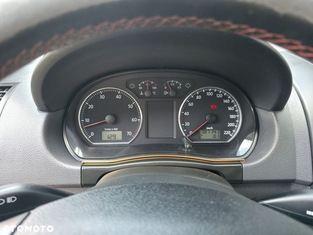 Volkswagen Polo - 17