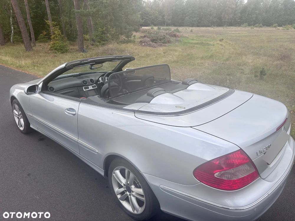 Mercedes-Benz CLK Cabrio 280 7G-TRONIC Avantgarde - 9