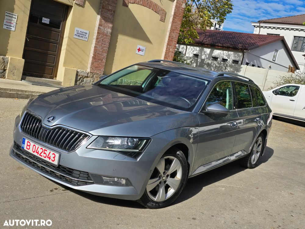 Skoda Superb 2.0 TDI DSG Style - 1