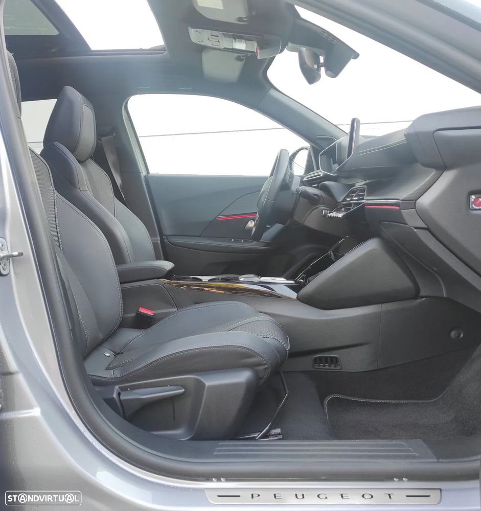 Peugeot e-2008 GT - 25