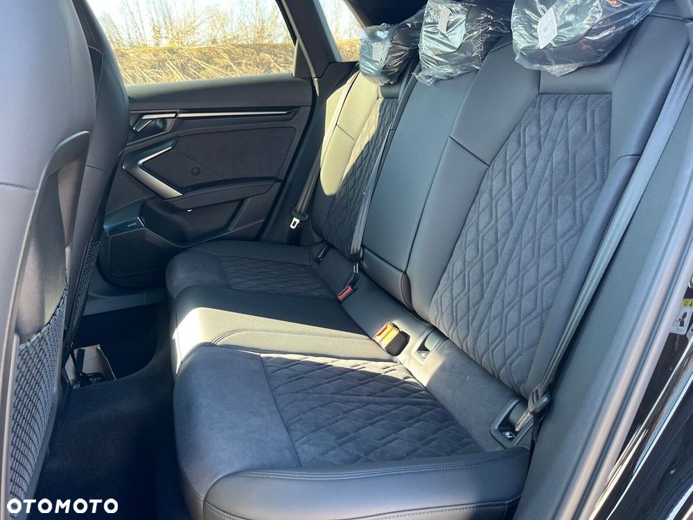 Audi RS3 Sportback - 12