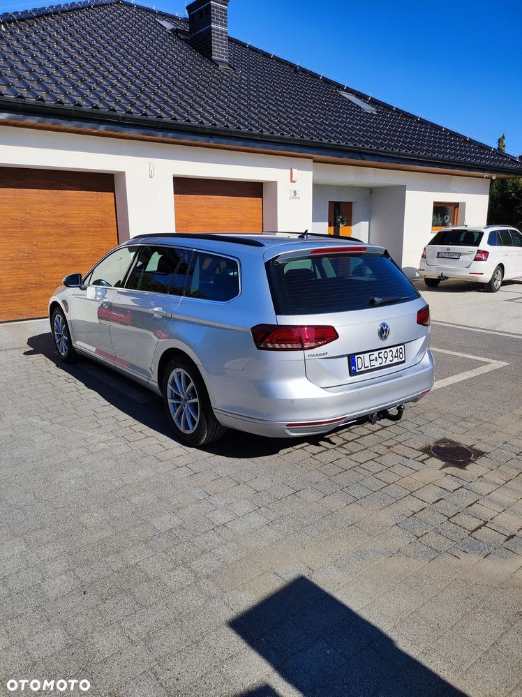 Volkswagen Passat 2.0 TDI SCR Comfortline - 4
