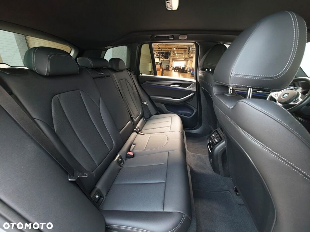 BMW X3 - 12