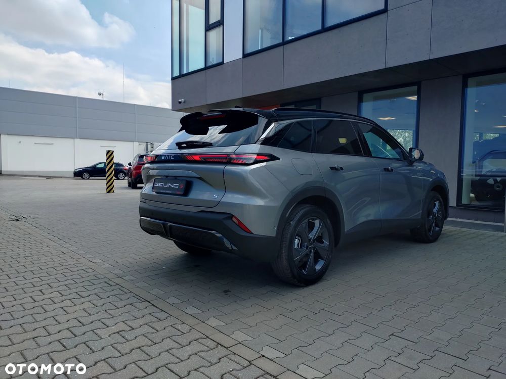 BAIC 5 Beijing 1.5T Luxury DCT - 6