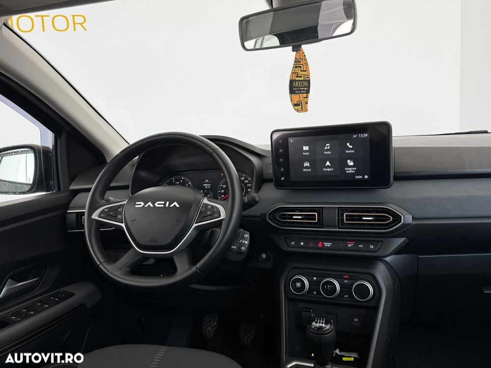 Dacia Sandero TCe 90 MT5 Journey - 8