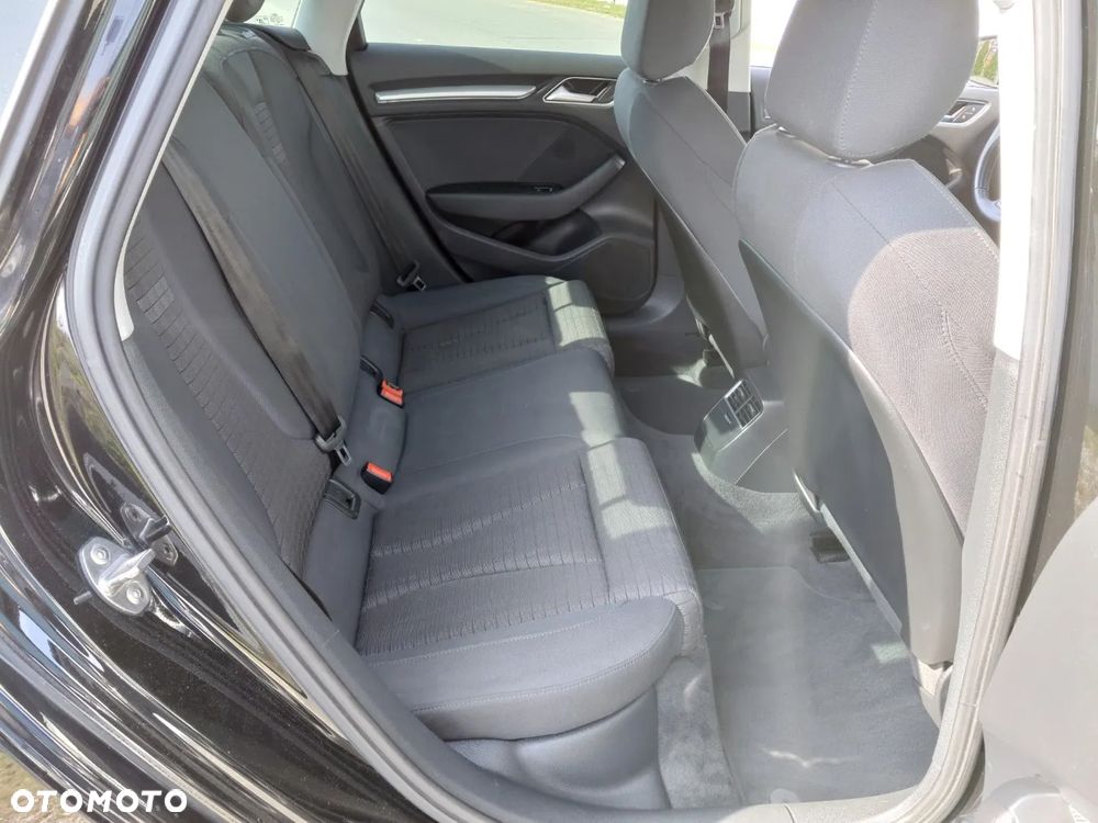 Audi A3 Limousine 1.6 TDI (clean diesel) S line Sportpaket - 17