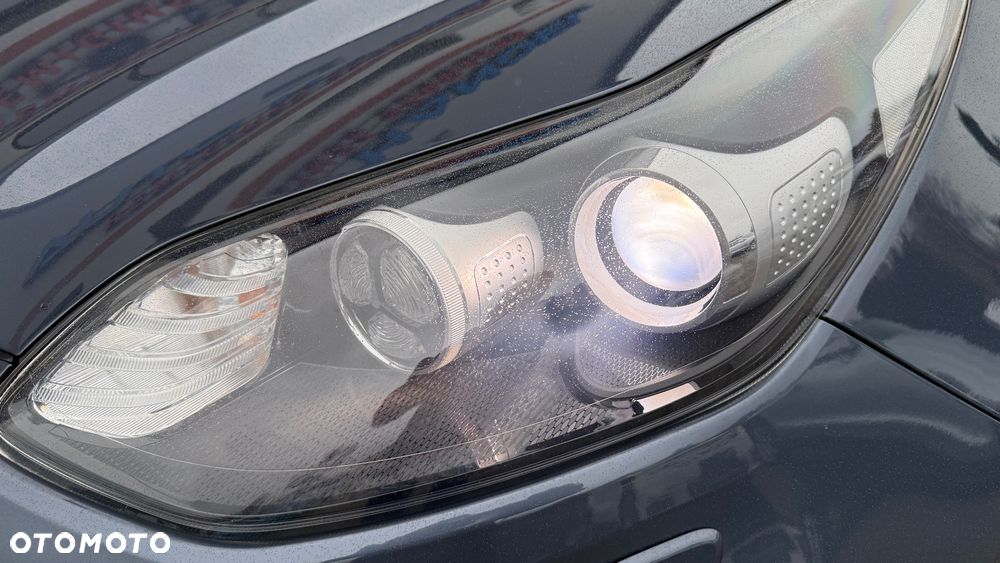 Kia Sportage 2.0 CRDI 184 4WD Automatik Spirit - 32