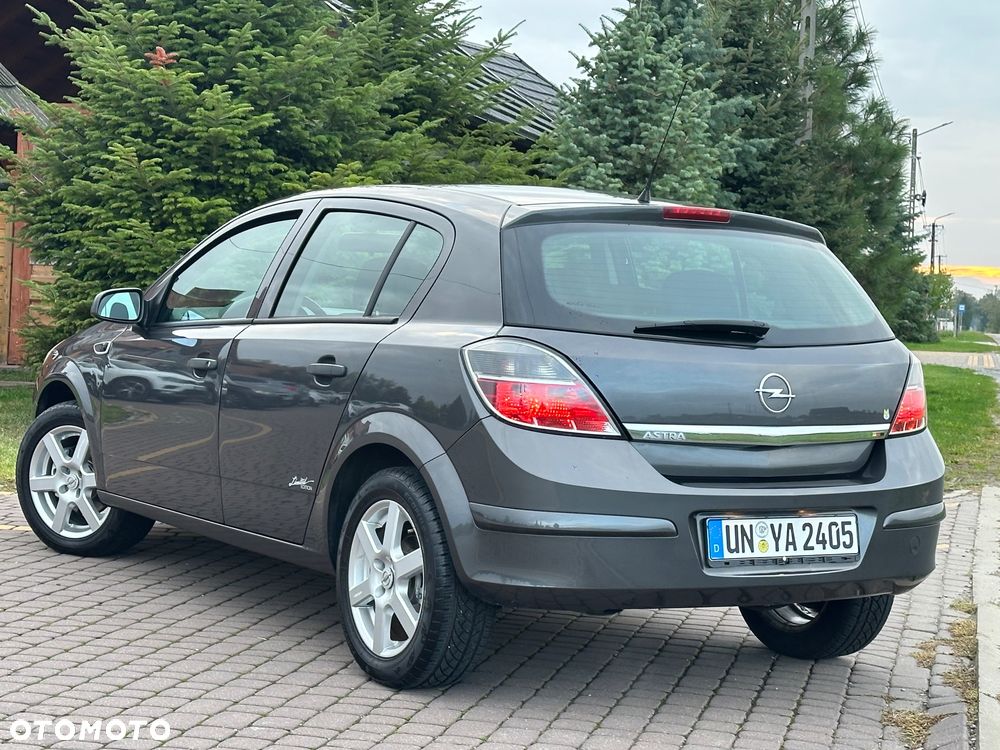 Opel Astra 1.4 Cosmo - 17