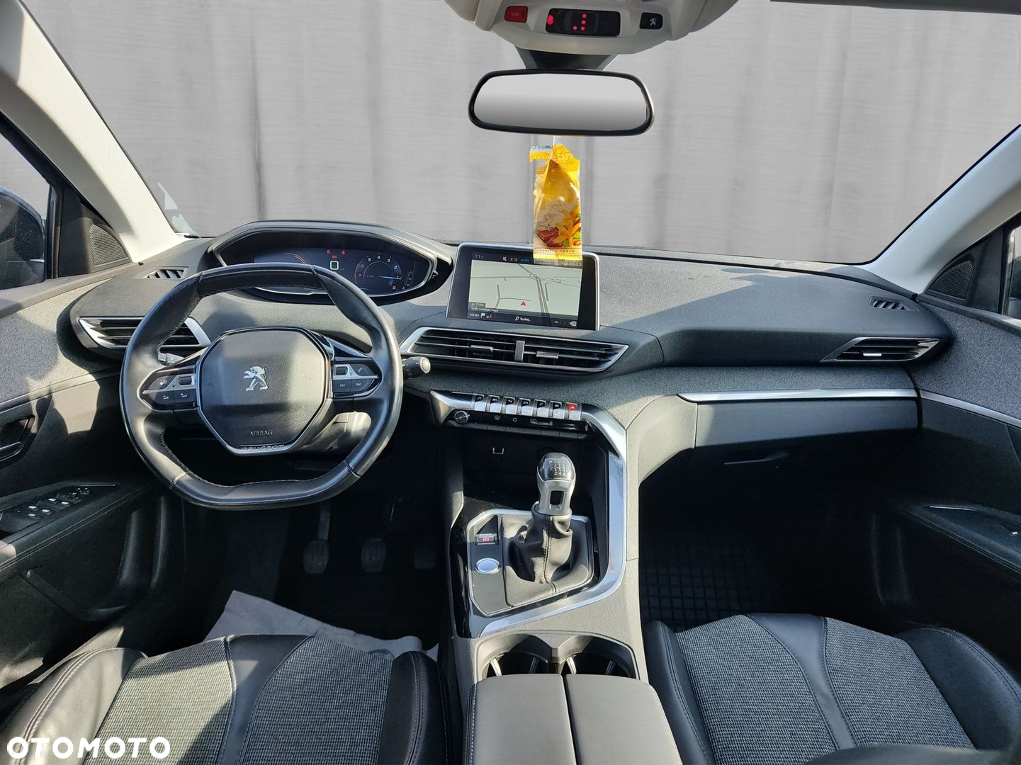 Peugeot 3008 1.2 PureTech Allure - 8