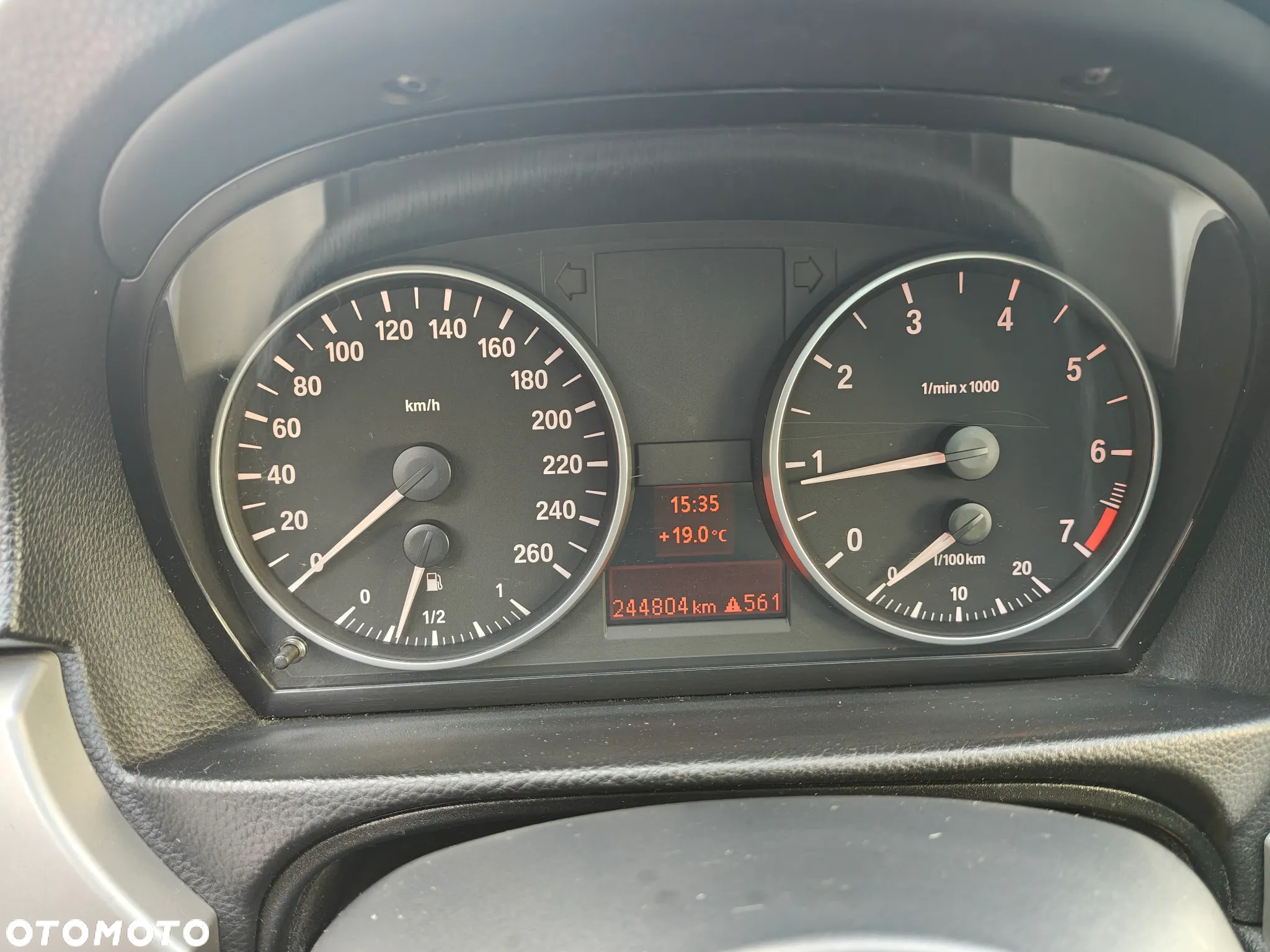 BMW Seria 3 320i Touring - 25