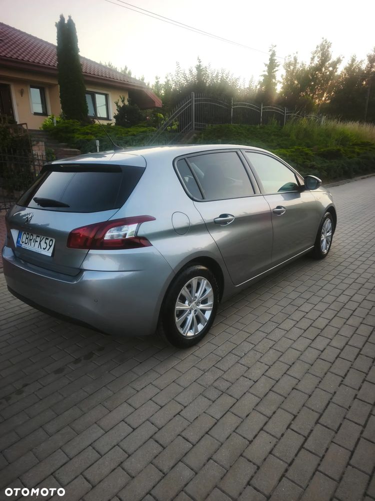 Peugeot 308 1.2 PureTech Style S&S - 3
