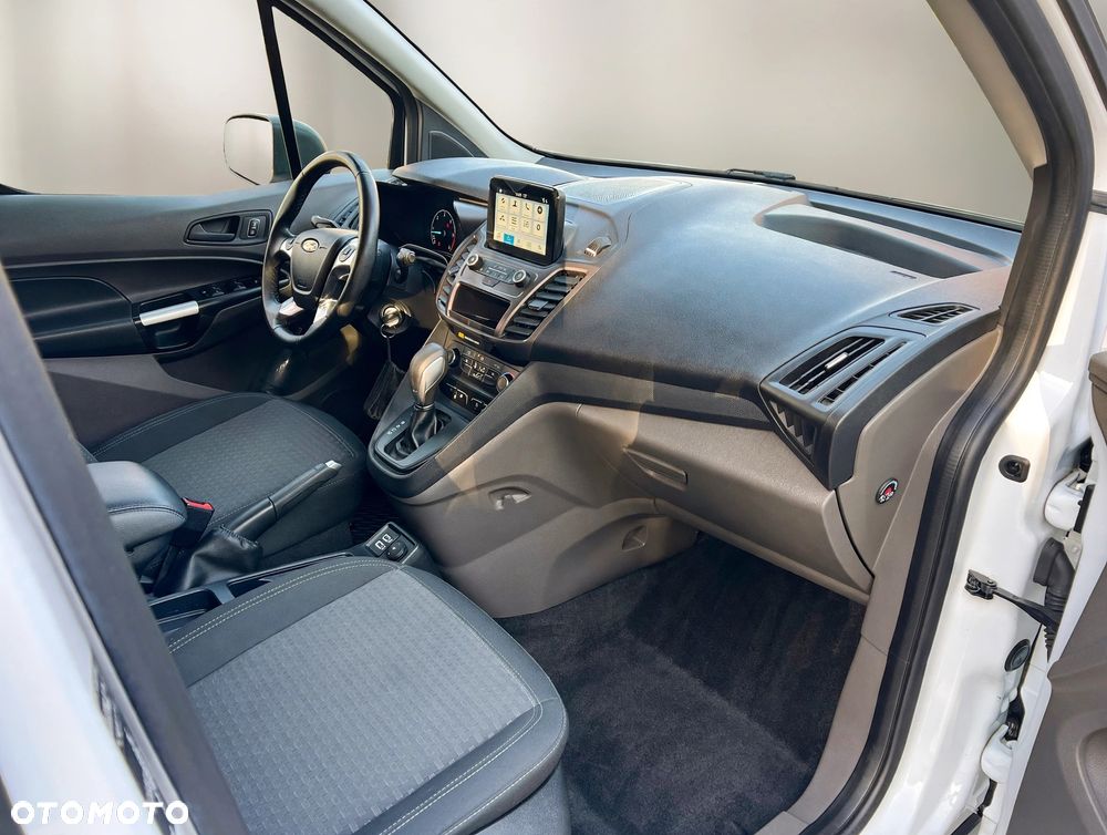 Ford Tourneo Connect Grand - 11