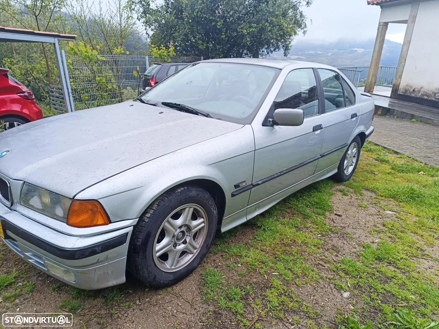 BMW 318 tds - 10