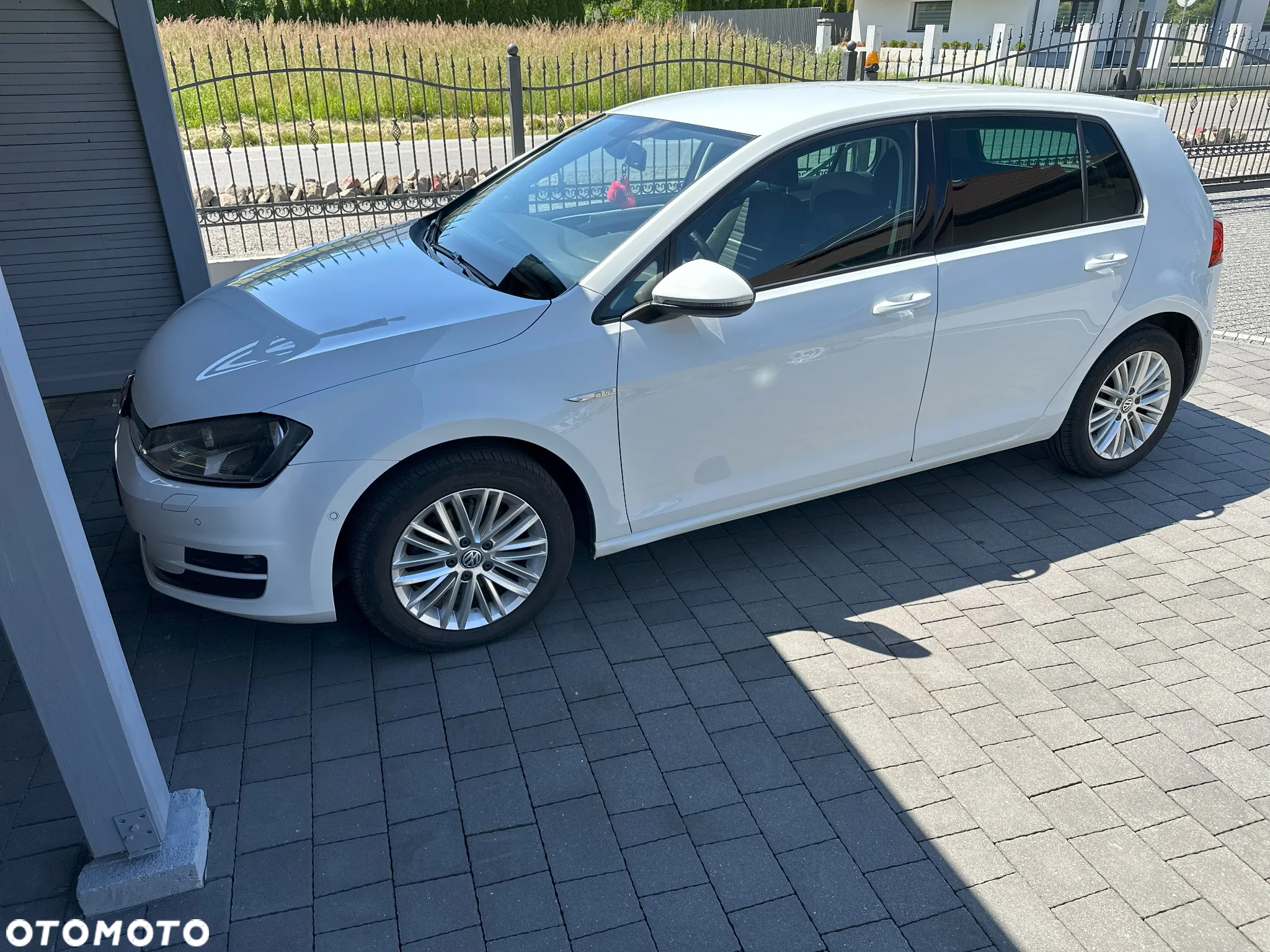 Volkswagen Golf 2.0 TDI (BlueMotion Technology) Highline - 6