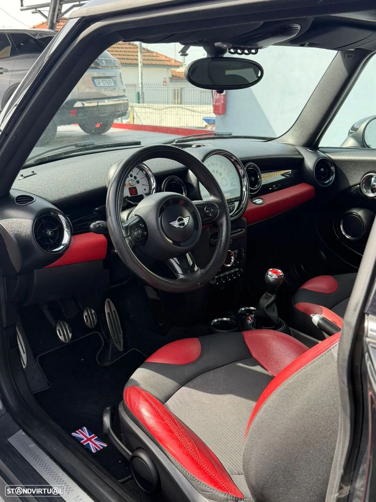 MINI 3 Portas Cooper S - 8