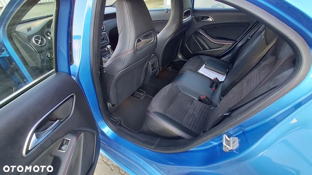 Mercedes-Benz Klasa A 180 CDI (BlueEFFICIENCY) AMG Sport - 11