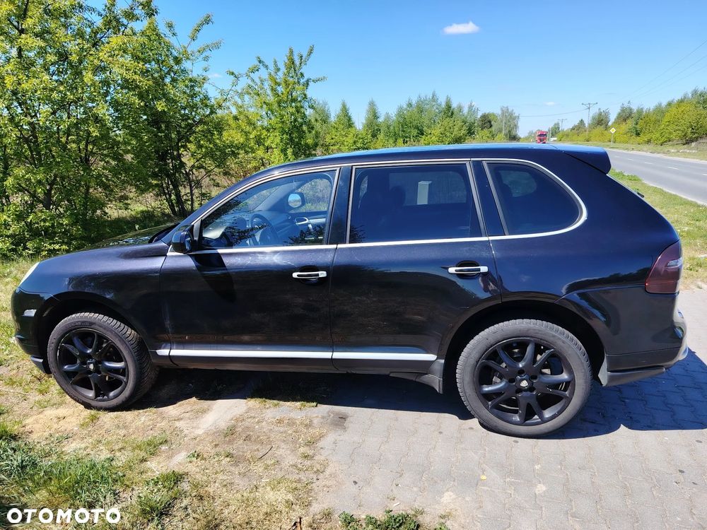 Porsche Cayenne - 3