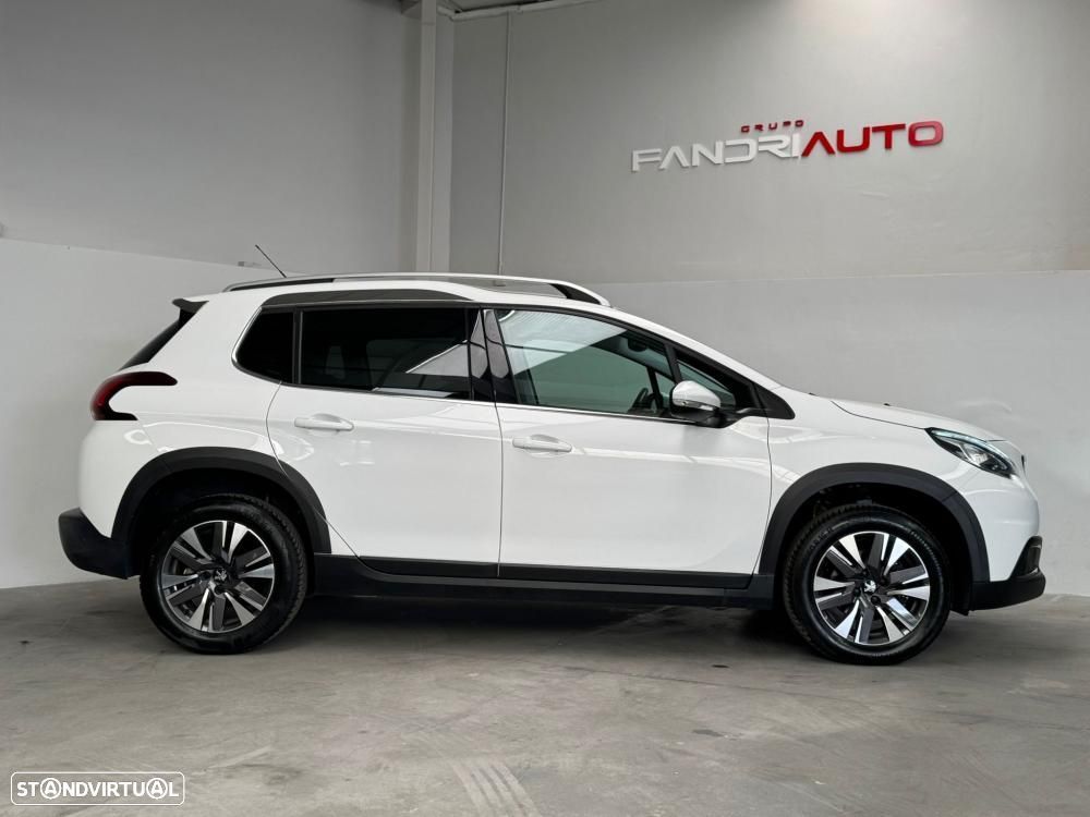 Peugeot 2008 - 10
