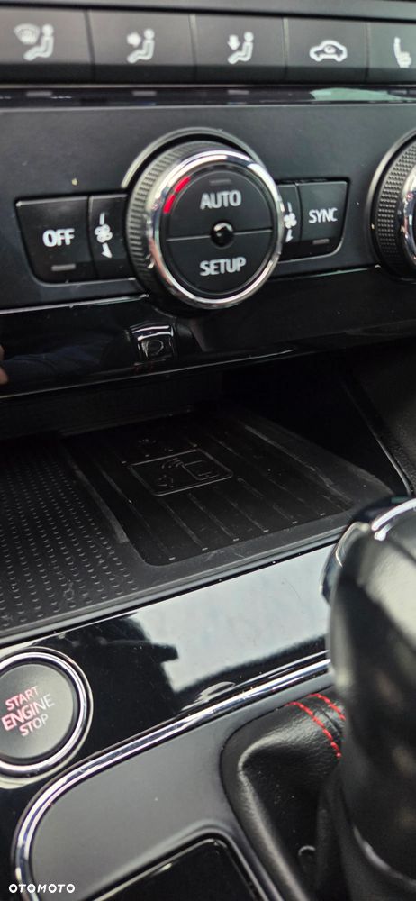 Seat Leon 2.0 TDI FR S&S DSG - 29