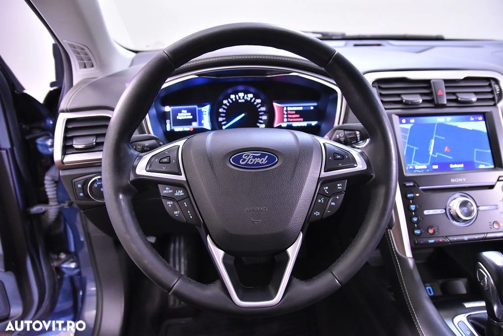 Ford Mondeo 2.0 HEV Vignale - 16